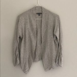 Quarter sleeve gray Gap cardigan